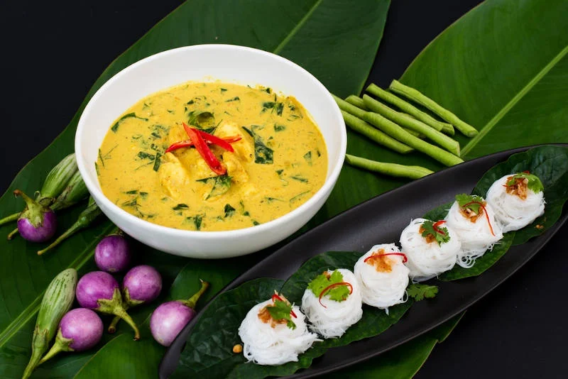 Yellow Crab Curry with Betel Leaves in Khao Lak